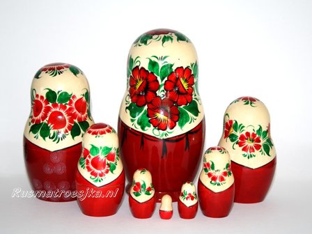 UITVERKOCHT Traditionele Matroesjka &#039;Sudarushka&#039;, 8-delig