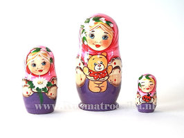 Matroesjka 'Alina met beer', 3-delig